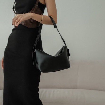SpilOutfit's tweet photo. Tas bahu cakep bgtt model nya warna nya juga soft kalem💫

https://t.co/MZLgom51PX https://t.co/R6m53EZ0LZ
