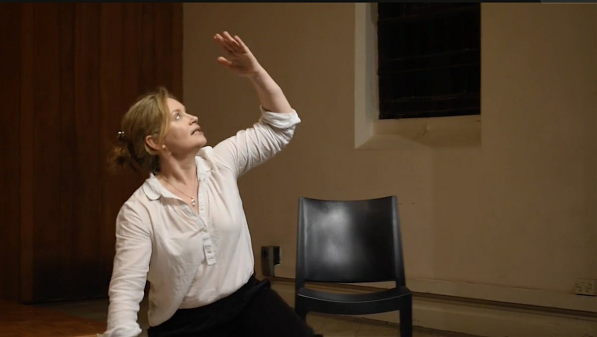 Why are we in an environmental crisis?
Where is the revolution to save us?

“Rosa Luxemburg and I” 
Tues 17 June 8pm
A project by actress, writer &amp; scholar Amanda Douge that deconstructs the carbon complicit self through monologues, satire, &amp; prose

eventbrite.com/e/rosa-luxembu…