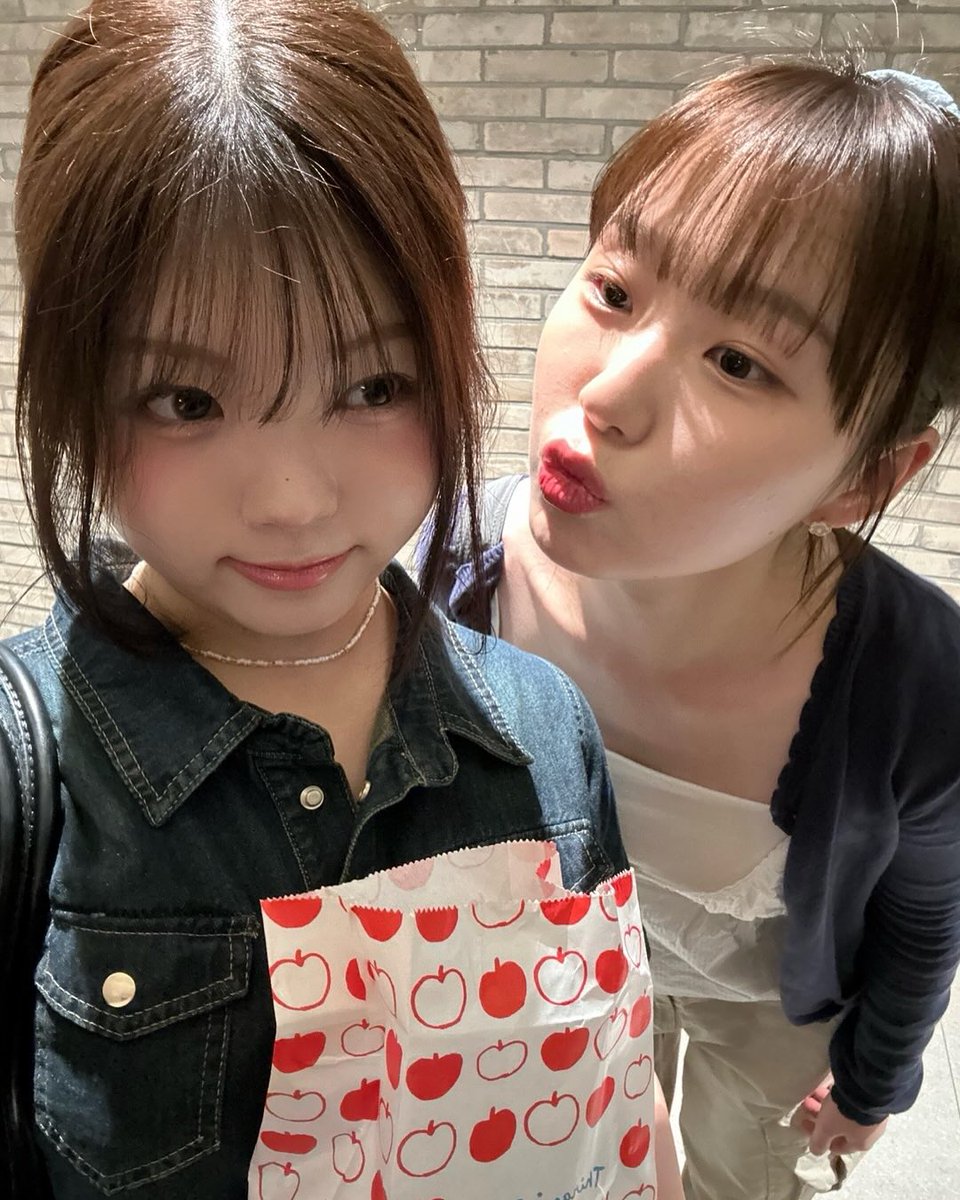 plzdebut___'s tweet photo. 250603 영채 인스타에 리원이💞💞

#리원 #RIWON https://t.co/0DwFltu3zr