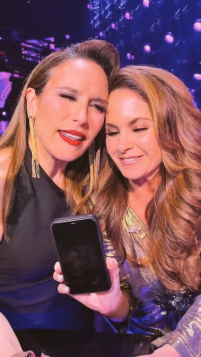 karlaxlucero's tweet photo. Nada cambia solo evoluciona 🥹✨
Las amo demasiado mis amores bellas ❤️✨ 
@LuceroMexico 
@angelicavale https://t.co/FmBl1e72ZC