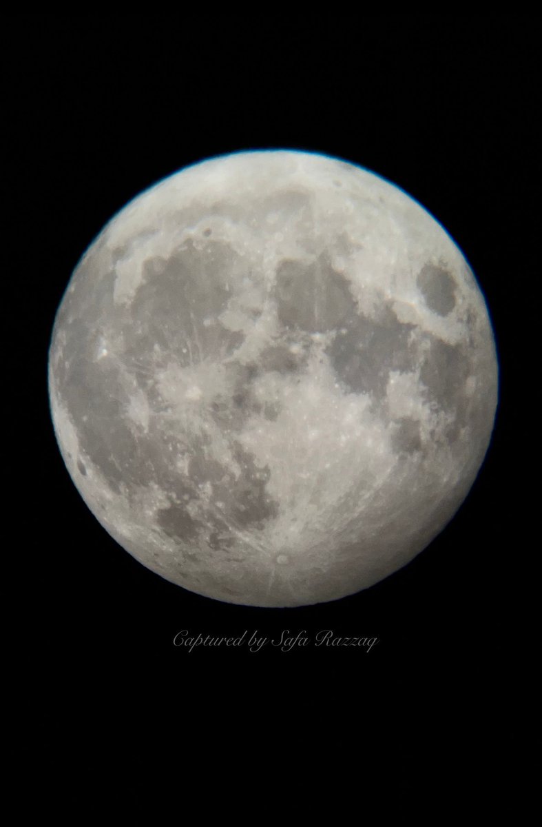 “If you don’t actively seek out opportunities, you’re unlikely to find them.”

We spoke with Safa Razzaq, President of the Women in Medicine Society, about her path into medicine, mentorship, surgery — and space medicine!

Read her story: southampton.ac.uk/medicine/news/…

#WomeninMedicine