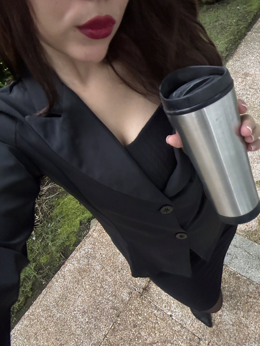Warning: I flirt like it’s my full-time job 😈 #NoDaysOff #TroubleMaker #TeaseWithMe #detroitmeetup #michigan #officecrush #officegirl