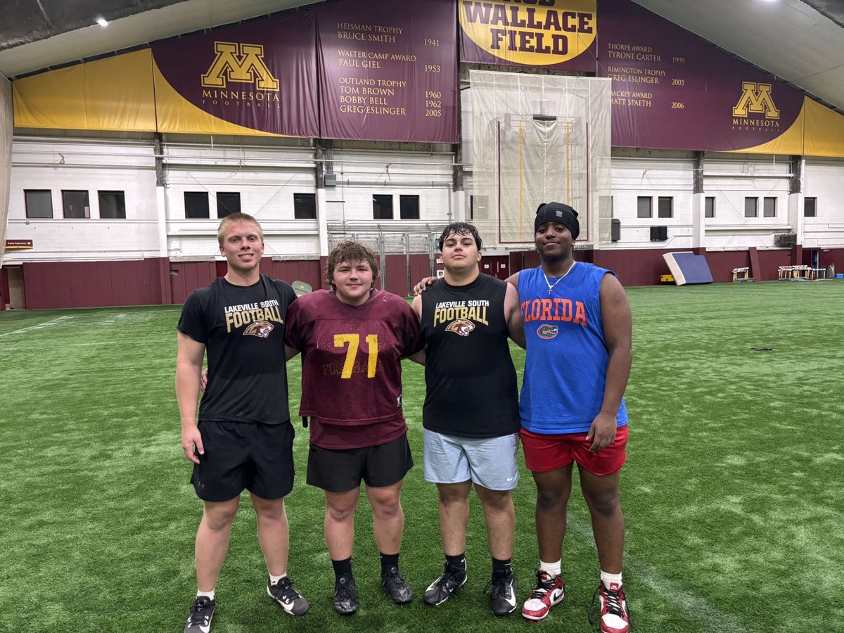 NatEphrem's tweet image. Had an amazing time at the @Coach_Fleck football with the boys. I learned a lot from this camp and I can’t wait to encrypt it into my playstyle!

@CoachBenBurk @LSHSCougarsFB 
#Brotherhood