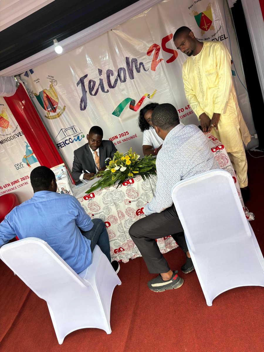 [𝐉𝐄𝐈𝐂𝐎𝐌 𝟐𝟎𝟐𝟓]

Société Générale Cameroun est fière de participer aux #Jeicom25, un événement majeur en faveur du développement territorial, qui se tient au Palais des Congrès de Yaoundé.