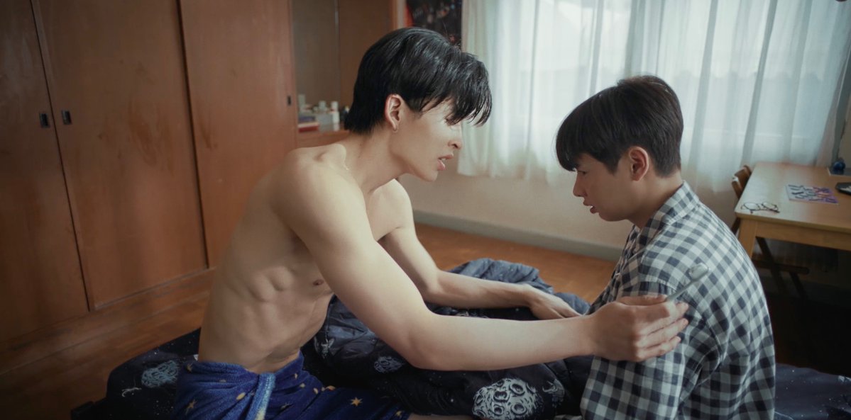 เดย์ไม่ฆ่าไนท์หรอกพี่โอโซน เดย์กับไนท์เป็นเพื่อนกัน 
#LeapDaySeriesEP9 
<a href="/ppnaravit/">ppnaravit</a> <a href="/AtthaphanP/">ATTHAPHAN PHUNSAWAT</a>