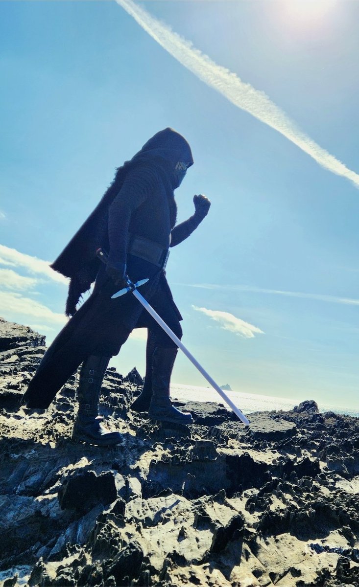 DS91901 is on the search for the Jedi temple. 
He's hoping his search of the island of Ahch-To  will yield some results.

#BadGuysDoingGood #501stIreland #501stlegion #SithLord #SLD #SkelligMichael #Kerry