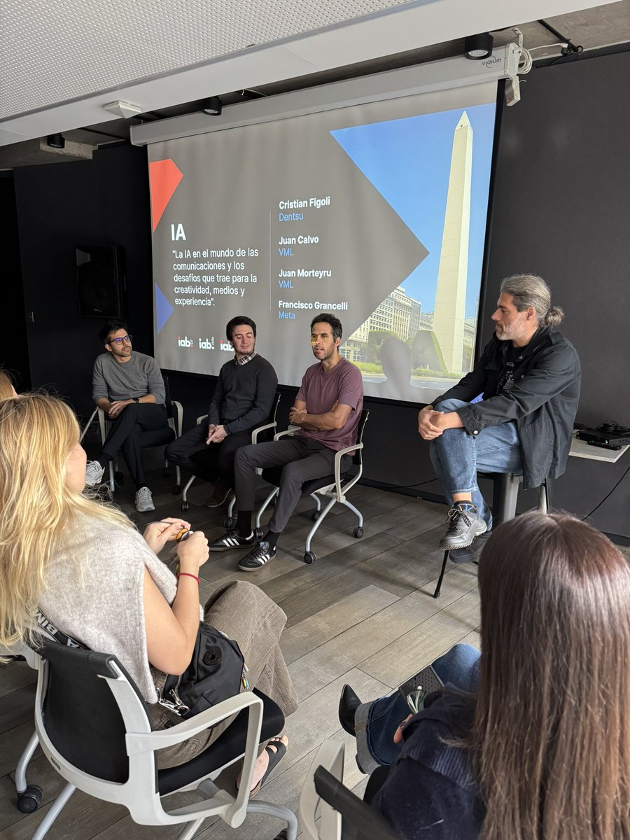 IAB Argentina (@iab_argentina) on Twitter photo "La #IA en el mundo de las comunicaciones y los desafíos que trae para creatividad, medios y experiencia", en la #MisionIAB junto a <a href="/iaburuguay/">IAB Uruguay</a> <a href="/IABChile/">IAB Chile</a>
Cristian Figoli (<a href="/dentsuCRTVAR/">Dentsu Creative Argentina</a>)
Juan Calvo (<a href="/VML_Argentina/">VML Argentina</a>)
Juan Morteyru (VML)
Francisco Grancelli (<a href="/Meta/">Meta</a>) "La #IA en el mundo de las comunicaciones y los desafíos que trae para creatividad, medios y experiencia", en la #MisionIAB junto a <a href="/iaburuguay/">IAB Uruguay</a> <a href="/IABChile/">IAB Chile</a>
Cristian Figoli (<a href="/dentsuCRTVAR/">Dentsu Creative Argentina</a>)
Juan Calvo (<a href="/VML_Argentina/">VML Argentina</a>)
Juan Morteyru (VML)
Francisco Grancelli (<a href="/Meta/">Meta</a>)