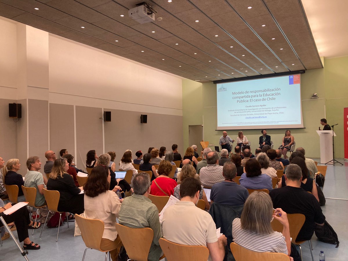 GLANCE (@glance_uab) on Twitter photo 💬 Reflexions potents, experiències inspiradores i ganes de transformar!
Ahir vam celebrar la jornada "Del treball en xarxa a la corresponsabilitat" sobre zones educatives i governança escolar🏫
Gràcies a ponents i participants🙌
📝Aviat, vídeo + síntesi!
<a href="/FMRPc/">FMRPedagògica</a> <a href="/consorciedubcn/">Consorci d'Educació</a> 💬 Reflexions potents, experiències inspiradores i ganes de transformar!
Ahir vam celebrar la jornada "Del treball en xarxa a la corresponsabilitat" sobre zones educatives i governança escolar🏫
Gràcies a ponents i participants🙌
📝Aviat, vídeo + síntesi!
<a href="/FMRPc/">FMRPedagògica</a> <a href="/consorciedubcn/">Consorci d'Educació</a>