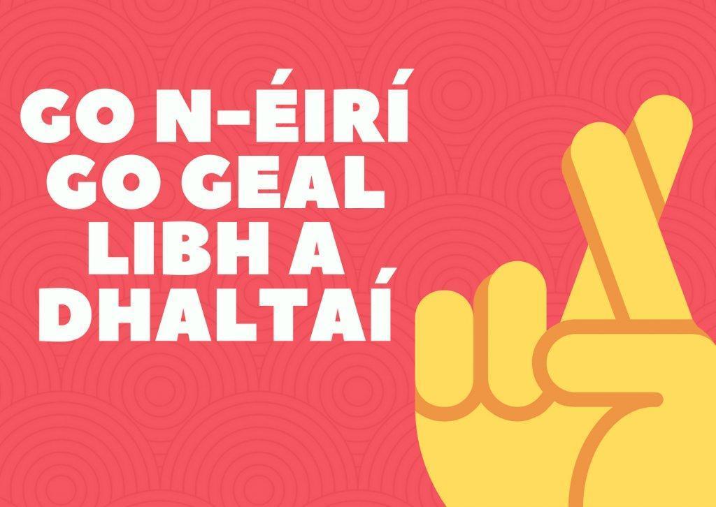 Teastaíonn uainn gach rath a ghuí ar dhaltaí na scoile atá ag tosnú ar scrúdaithe na hArdteiste agus Sraith Shoisearaí maidin amárach. Faigheann cos ar siúl rud nach bhfaigheann cos ina cónaí.
