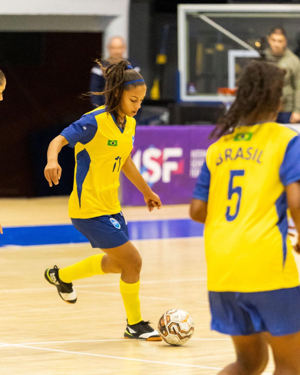 The first phase of registration for the ISF World School Futsal Championship 2025 closes in one month! ⚽🇧🇷 The 6th edition heads to Brasília, Brazil—where futsal is part of the culture. Be part of a global event uniting top school teams. 

#ISFsports #ISFWSC #Brasília2025 #CBDE