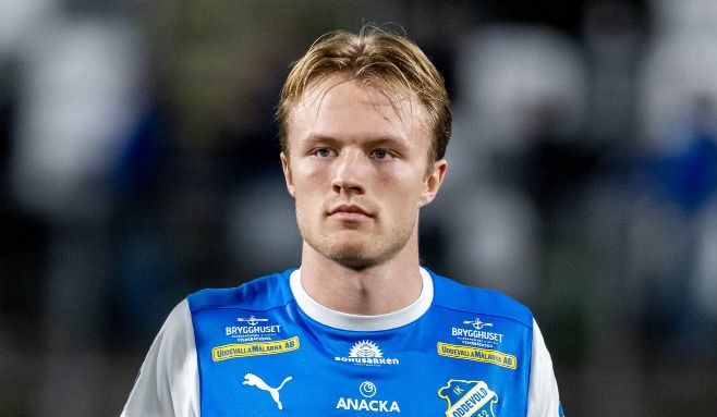✍️ Officiellt: IK Oddevold förlänger med mittfältare

Läs mer 👉 fotbolltransfers.com/nyheter/offici…