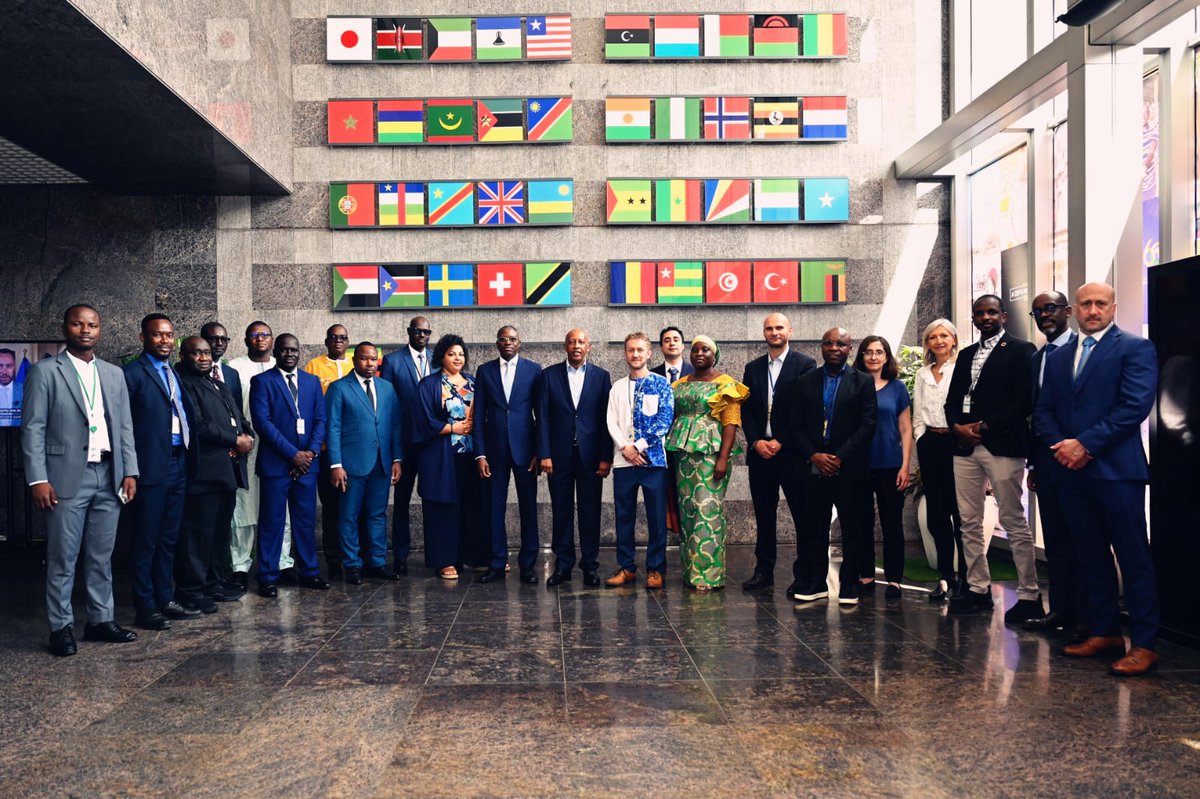 IATI (@iati_aid) on Twitter photo ๐ The IATIโAfDB West Africa Regional Workshop kicks off in Abidjan!
How can development data better support national planning in Francophone Africa? <a href="/AfDB_Group/">African Development Bank Group</a>'s <a href="/SohirDebbiche/">SohirD</a> explores in a guest blog.
๐ iatistandard.org/en/news/blog-aโฆ #IATI #WestAfrica #DataForDevelopment ๐ The IATIโAfDB West Africa Regional Workshop kicks off in Abidjan!
How can development data better support national planning in Francophone Africa? <a href="/AfDB_Group/">African Development Bank Group</a>'s <a href="/SohirDebbiche/">SohirD</a> explores in a guest blog.
๐ iatistandard.org/en/news/blog-aโฆ #IATI #WestAfrica #DataForDevelopment
