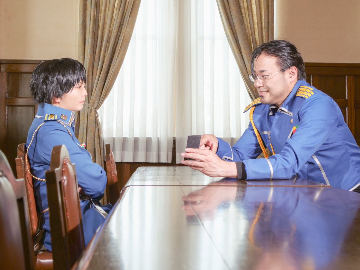 ghned4_cos's tweet image. Cosplay/鋼錬
「聞いてくれよロイ〜、うちの娘が遂に歩けるようになってよぉ。『パパ〜♡』なんて言いながら一生懸命近づいてくるんだぜ?どうだ可愛いだろ〜!天才だろ〜?!」
「ヒューズ、その話いつまで続くんだ?」
◇
R.M ぽーろ
M.H フルタカさん
撮影:かんとくさん
※撮影地許可有り