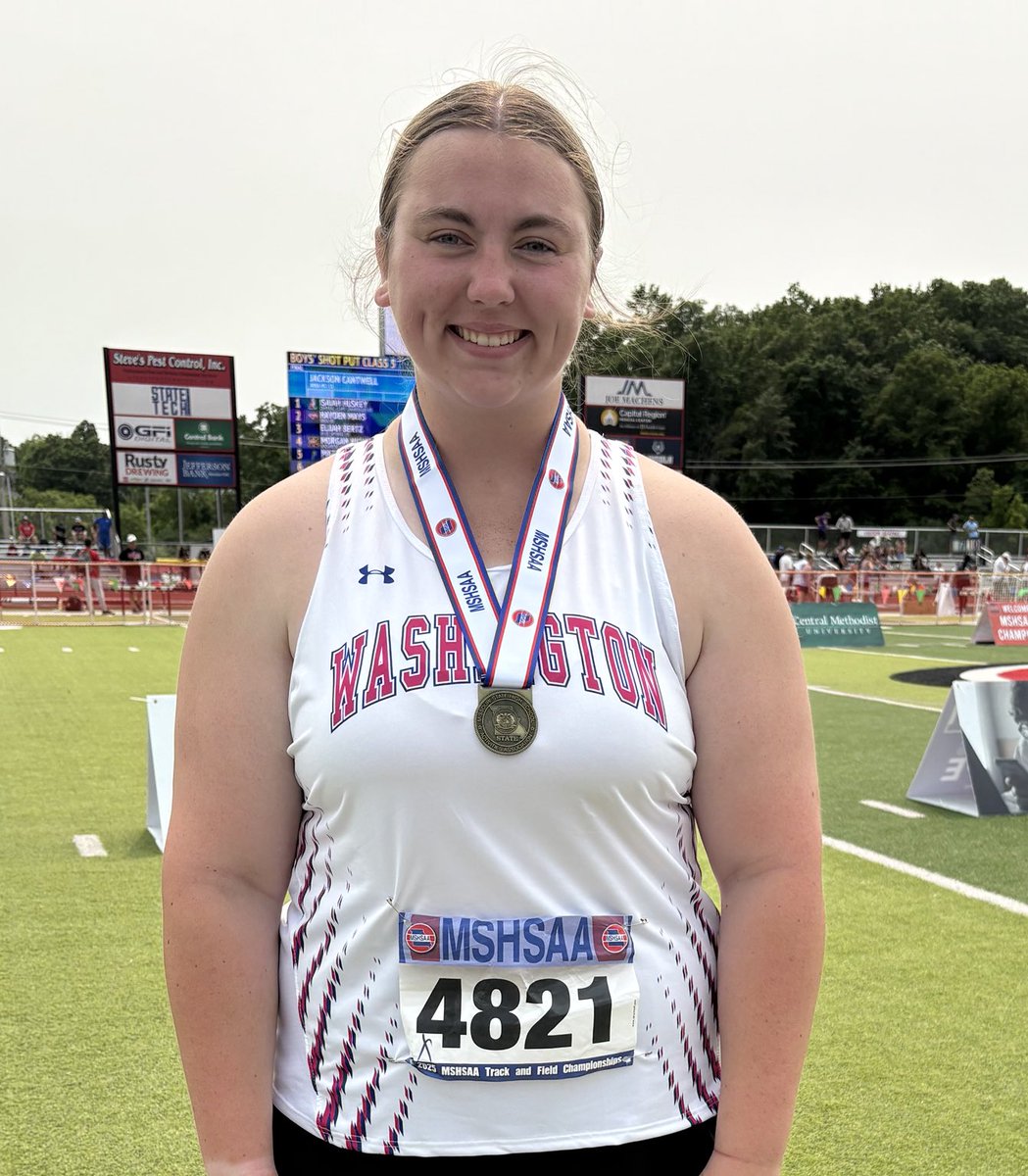 The Johnnie Brock's Athlete of the Week.

Alyssa Repke-Senior Thrower-Washington Track and Field.  
State Champion in the Class 4 Discus 

GPA: 3.96-Top 10 in her class.

Alyssa will throw at Southeast Missouri State University in Cape Girardeau.

Career Path: Sports Journalism.