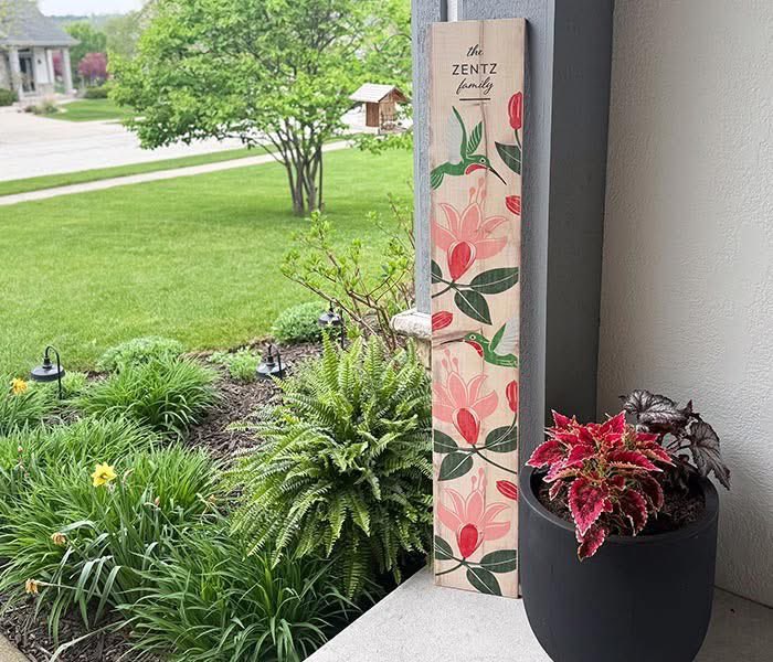 boardandbrushcs's tweet image. 𝗝𝗨𝗡𝗘 𝗡𝗘𝗪 𝗥𝗘𝗟𝗘𝗔𝗦𝗘 ⭐ 🍉🇺🇸
Get ready to kick off summer with our June release - packed with sunny vibes &amp;amp; patriotic flair! These DIY projects are perfect for summer days, backyard BBQs, and red, white &amp;amp; blue celebrations.