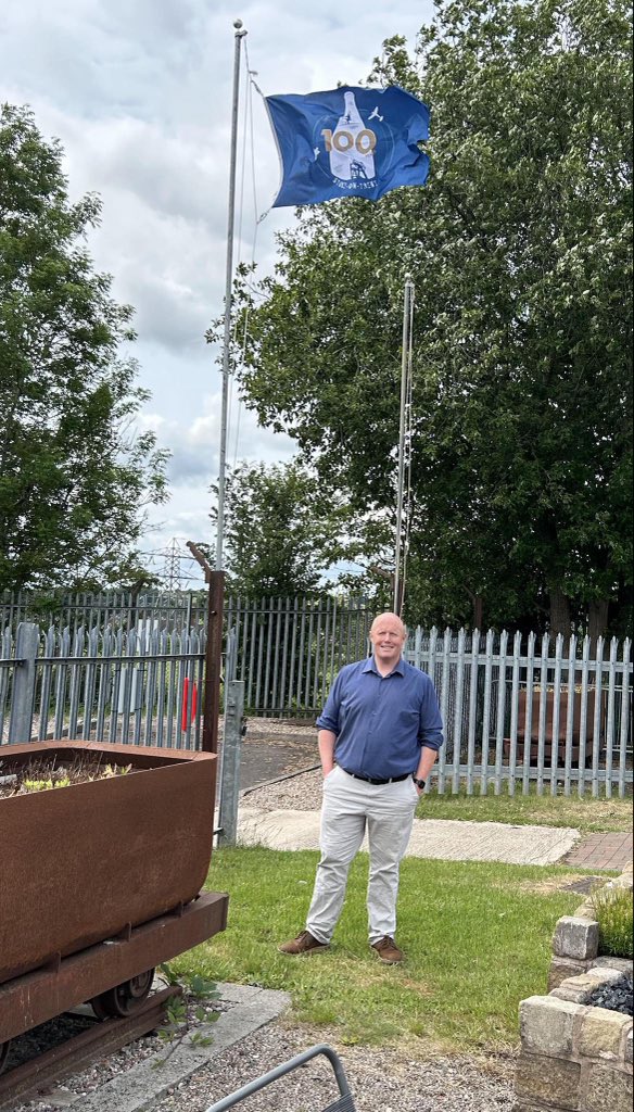 Dave Evans (@daveevans188) on Twitter photo Always good to catch up with <a href="/Chatt_Whit/">Chatterley Whitfield Friends - CIO</a> and make sure they get their centenary flag from <a href="/SoTCityCouncil/">Stoke-on-Trent CC</a>
Our pots were built on our pits! #sot100 Always good to catch up with <a href="/Chatt_Whit/">Chatterley Whitfield Friends - CIO</a> and make sure they get their centenary flag from <a href="/SoTCityCouncil/">Stoke-on-Trent CC</a>
Our pots were built on our pits! #sot100