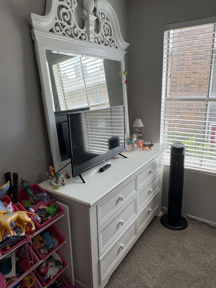 afc_tarrant's tweet image. Last week, we made over a bedroom for a BIG "Lilo & Stitch" fan!