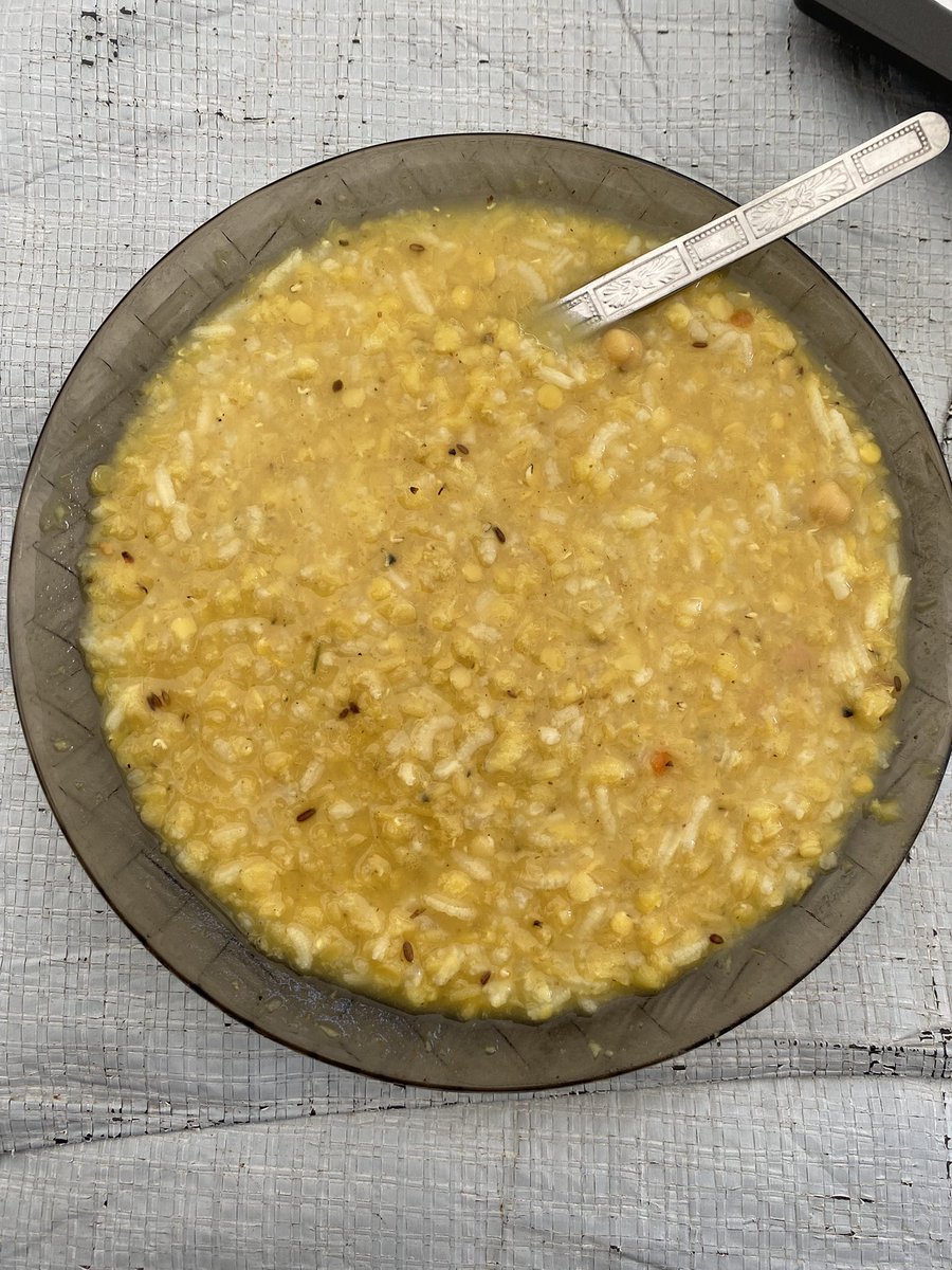Our lunch for the 10th day in a row is lentils with rice. There’s nothing else except pasta. Our bodies can no longer move, no longer keep up with what we wish to do. We constantly feel dizzy and unbalanced—we’re falling like autumn leaves.

Those who haven’t died from the
