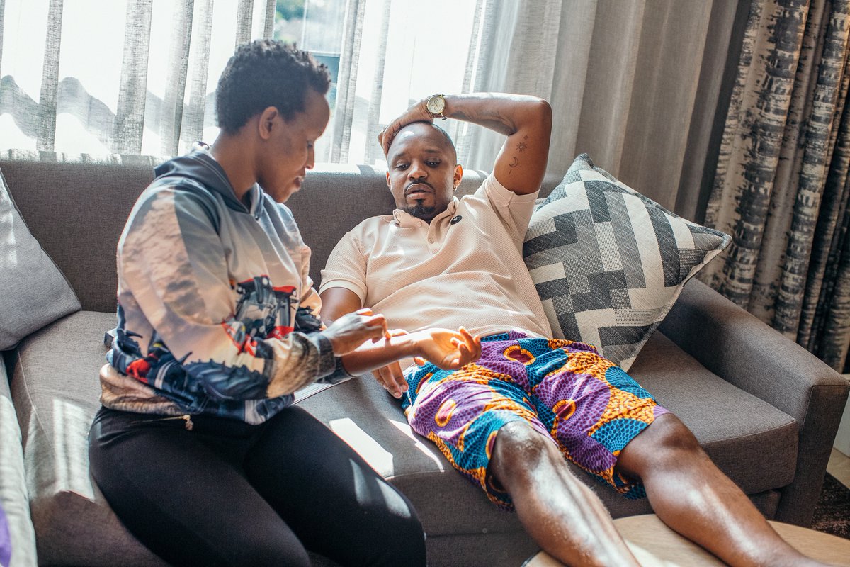 bonifacemwangi's tweet image. Thank you so much for the overwhelming messages of love and solidarity. Our broken bodies will heal. The mental wellness will take time. Agather and l are both getting professional help. We shall heal, and we have no doubt one day we shall win. The struggle for a more equal and…