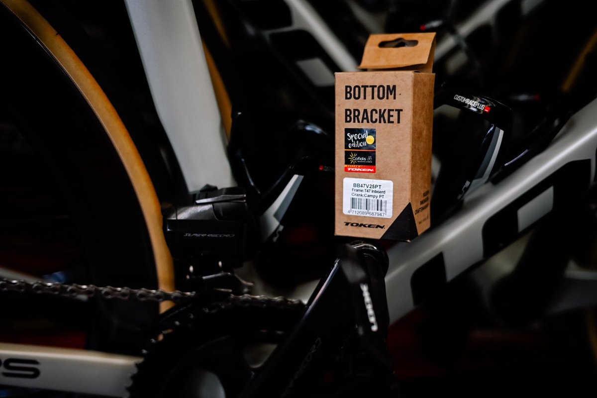 TeamCOFIDIS's tweet image. Vous ne les voyez pas, mais leur impact est énorme. Merci @TokenProducts pour ces boîtiers de pédalier ultra performants ! Discrets mais essentiels à la performance 💪🏼