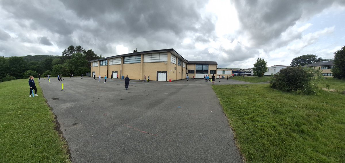 The boys are all warming up for this evening's cricket match at Sophia Gardens!! If Glamorgan are missing a player, we have plenty of replacements!! 🏏