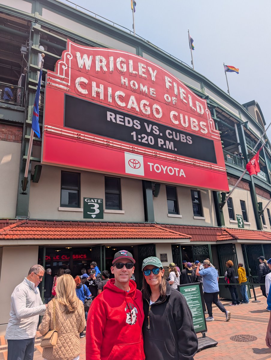 Erin M. Mobley, PhD, MPH (@erinmmobley) on Twitter photo That's a wrap for #ASCO25! It was a whirlwind few days π
β
Submitted a grant with the wonderful <a href="/raymailhotvega/">Raymond Mailhot</a> βοΈπ©βπ»
β
Learned a lot & caught up with old friends π€ π€©
β
Shared some amazing #pedsonc research π«ποΈ
β
Cheered on the Cubs at WrigleyβΎοΈπ§’ That's a wrap for #ASCO25! It was a whirlwind few days π
β
Submitted a grant with the wonderful <a href="/raymailhotvega/">Raymond Mailhot</a> βοΈπ©βπ»
β
Learned a lot & caught up with old friends π€ π€©
β
Shared some amazing #pedsonc research π«ποΈ
β
Cheered on the Cubs at WrigleyβΎοΈπ§’