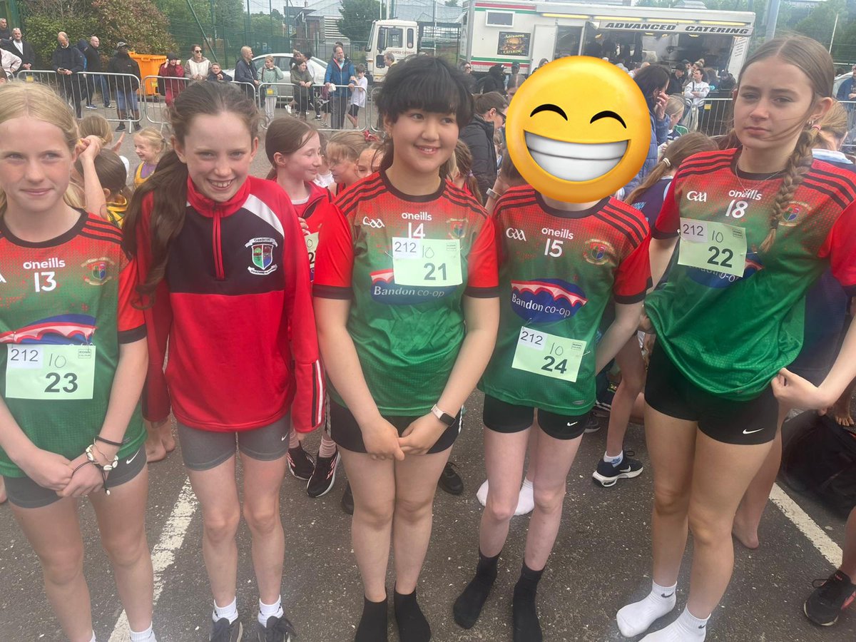 Grainghrafanna ó Cork City Sports. Dhein na hiomaitheoirí ar fad ag rith ar son na scoile🏃‍♀️🏃‍♂️👟