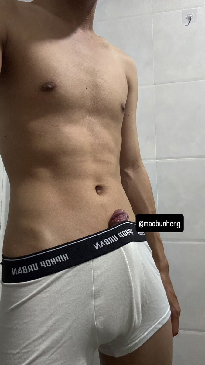 Repost and inbox for full pic 😈