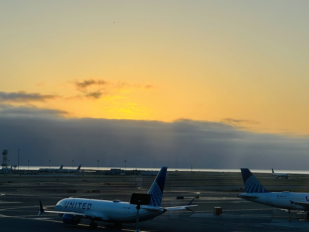 Good morning world. <a href="/united/">United Airlines</a> <a href="/flySFO/">San Francisco International Airport (SFO) ✈️</a>