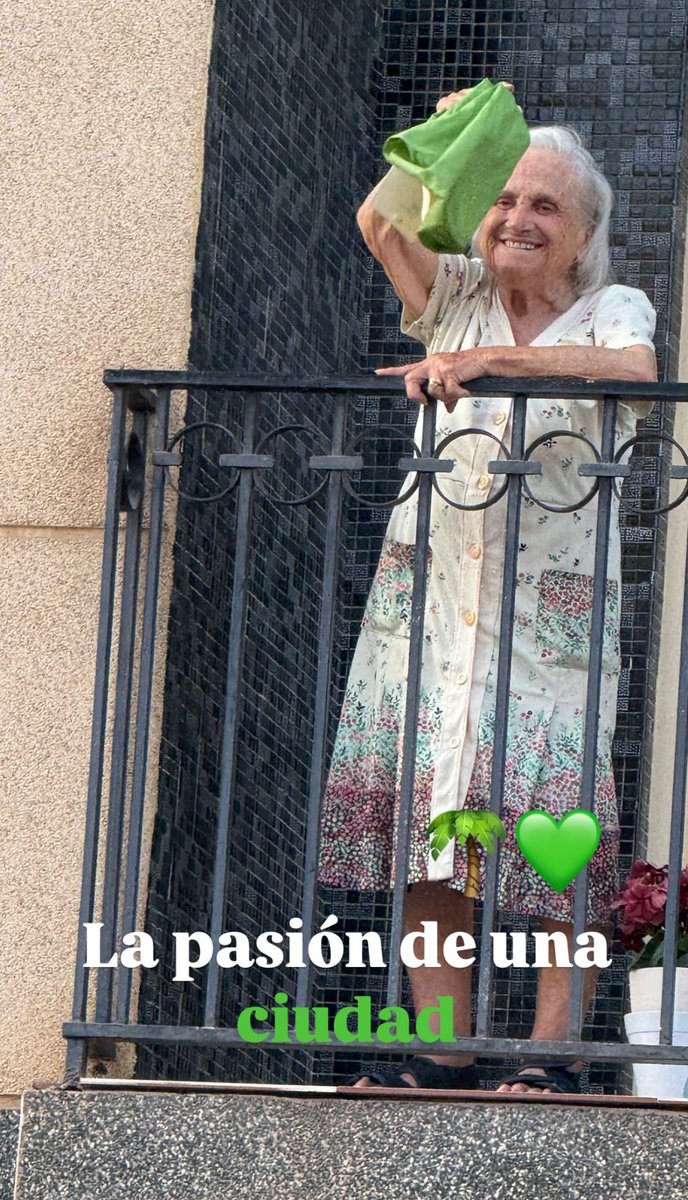 🤩🤩 Deuria de ser l'imatge de la pròxima campanya d'abonos de l'<a href="/elchecf/">Elche Club de Fútbol 🌴💯</a> 🔝🔝🥰 <a href="/MonserrateHdez/">Monserrate Hernández</a>