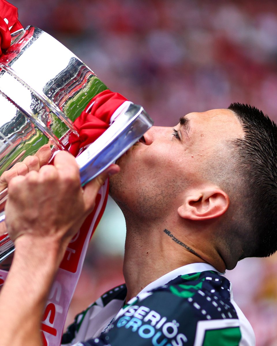 Enzo: 'I said before the Play-Off final that my heart was in Sunderland – I wanted to stay, and that made it the most important game of my life. Together, we did it. I can’t wait to play for Sunderland in the Premier League.' ❤️🥹