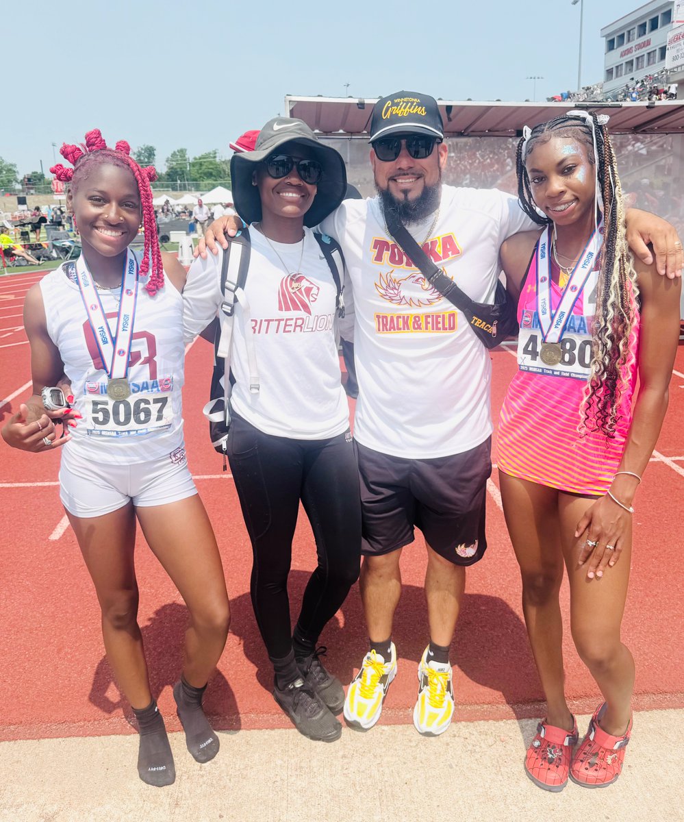 Coach Caesar Morales (@ceasealeo23) on Twitter photo Just two track coaches hanging out with their 🐐’s…
<a href="/kyndallspain/">Kyndall “Kyn Kyn” Spain</a> - 4️⃣0️⃣.8️⃣0️⃣🔥🔥
<a href="/aarynlyricc/">aarynlyric</a> - 4️⃣1️⃣.5️⃣5️⃣🔥
2️⃣ greatest long hurdlers EVER in <a href="/MSHSAAOrg/">MSHSAA</a> history-Breaking records, setting new standards, and inspiring the next generation.
Congrats Ladies 👏🏽👏🏽
#HurdleQueens 👑 Just two track coaches hanging out with their 🐐’s…
<a href="/kyndallspain/">Kyndall “Kyn Kyn” Spain</a> - 4️⃣0️⃣.8️⃣0️⃣🔥🔥
<a href="/aarynlyricc/">aarynlyric</a> - 4️⃣1️⃣.5️⃣5️⃣🔥
2️⃣ greatest long hurdlers EVER in <a href="/MSHSAAOrg/">MSHSAA</a> history-Breaking records, setting new standards, and inspiring the next generation.
Congrats Ladies 👏🏽👏🏽
#HurdleQueens 👑