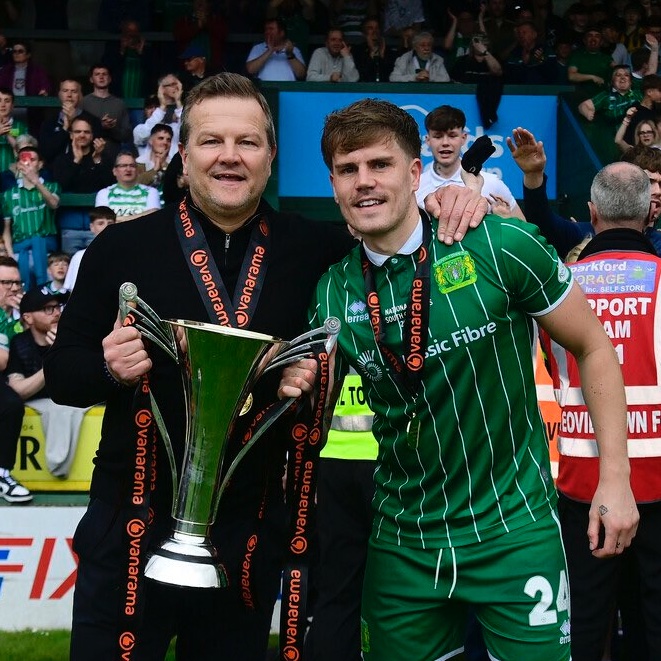 Happy Father's Day from the National League! 🫶

Who has been your favourite father/son combo? 🏆