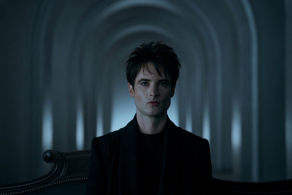Netflix's #TheSandman Season 2 is getting a bonus 12th episode to end the series. All episode titles have now been revealed:

Chapter 1: “Season of Mists”
Chapter 2: “The Ruler of Hell”
Chapter 3: “More Devils Than Vast Hell Can Hold”
Chapter 4: “Brief Lives”
Chapter 5: “The Song