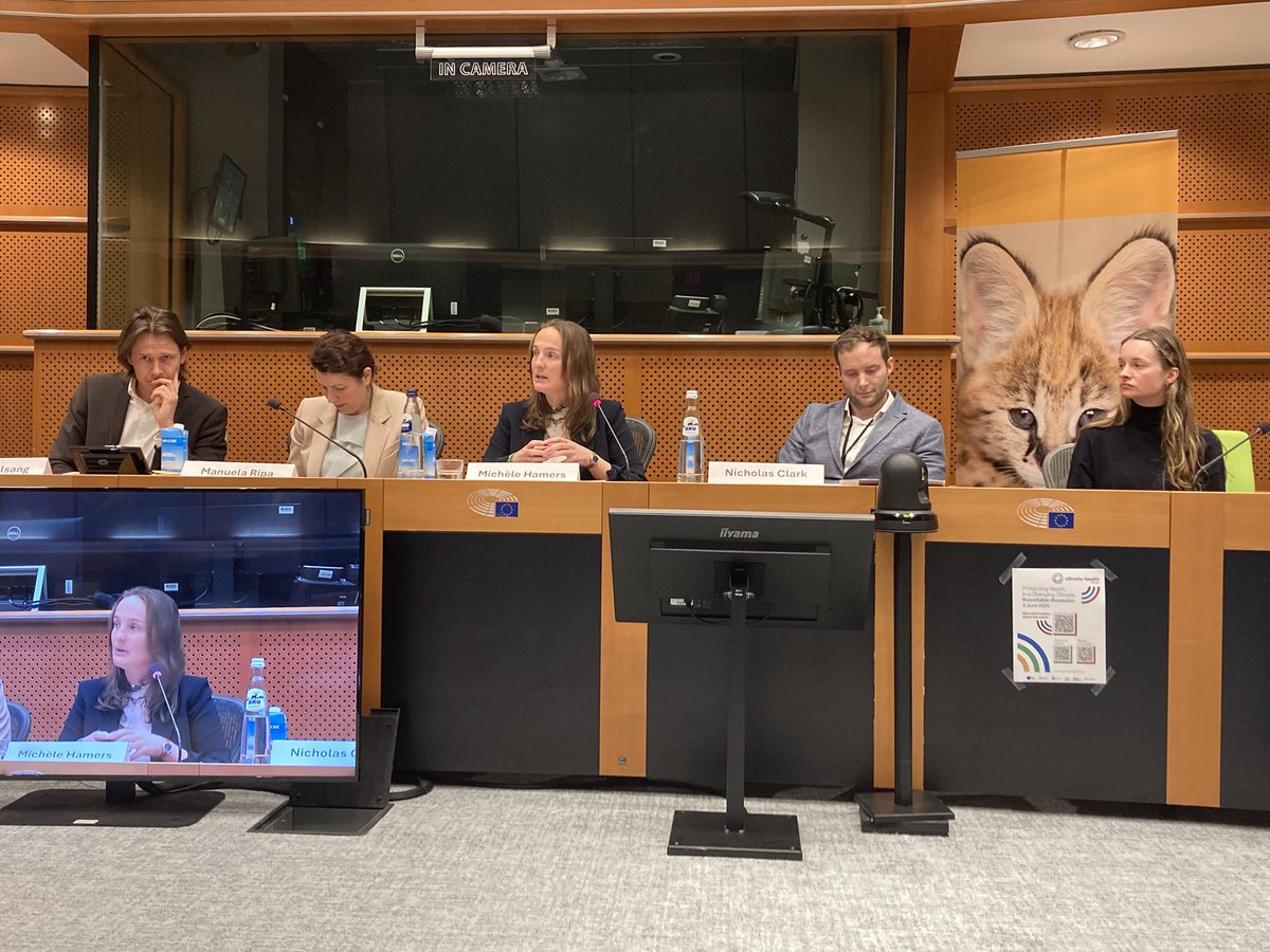AAP_Europe's tweet image. Live from the @Europarl_EN - out EU policy officer addresses the room launching our new campaign stressing the need for an EU #positivelist. Grateful to our host, MEP @NielsFuglsang. #WildAnimalsNotPets