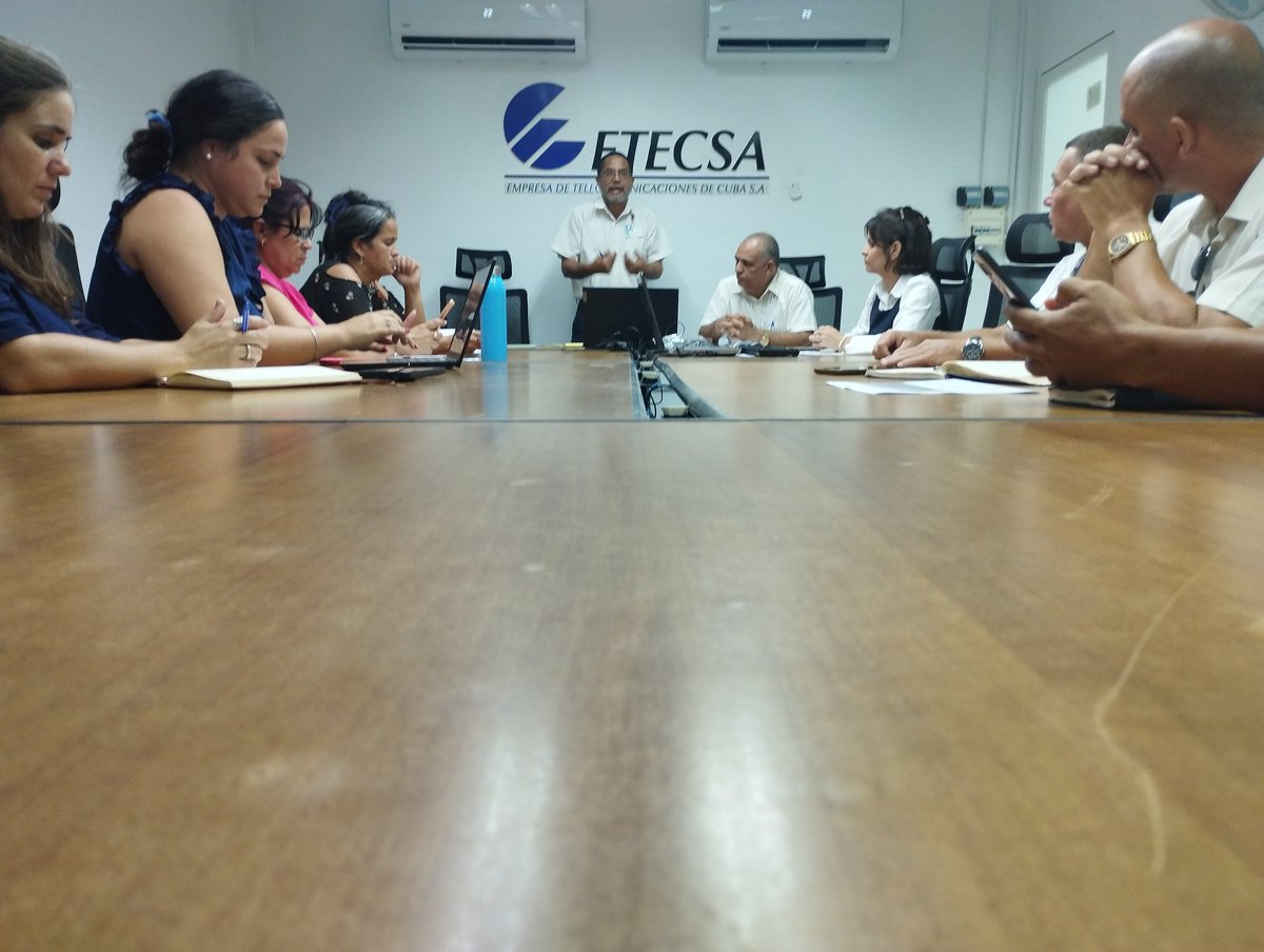 Comienza rueda de prensa con los principales medios de la provincia de #Artemisa, para explicar y aclarar las nuevas medidas comerciales implementadas por @ETECSA_CUBA.