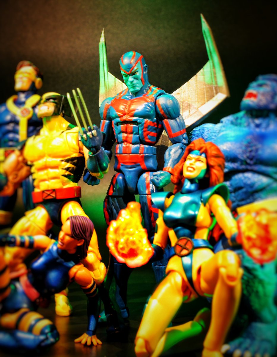 When you know who he’s really here for. 
#X-men #angel #archangel #warrenworthington #mutants #marvel #marvelcomics #marvellegends #hasbro #actionfigures #actionfigurephotography #toyphotography #toyartistry #toyelites #epictoyart #acba #articulatedcomicbookart #sixinchlegends