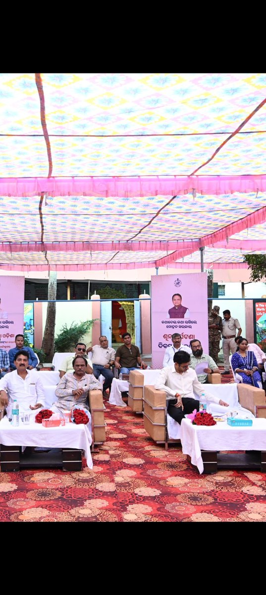 listenjasbir's tweet photo. It was honour to be the part of the Inaugural ceremony of ATS system and new initiative of ZERO ACCIDENT DAY by honourable CM Shri @MohanMOdisha ji
#ZAD #Backhomesafe
@AMITABHTHAKUR21 @ushapadhee1996 @CTOdisha @STAOdisha @RTOBARGARH1 https://t.co/NwjyNpcjsK