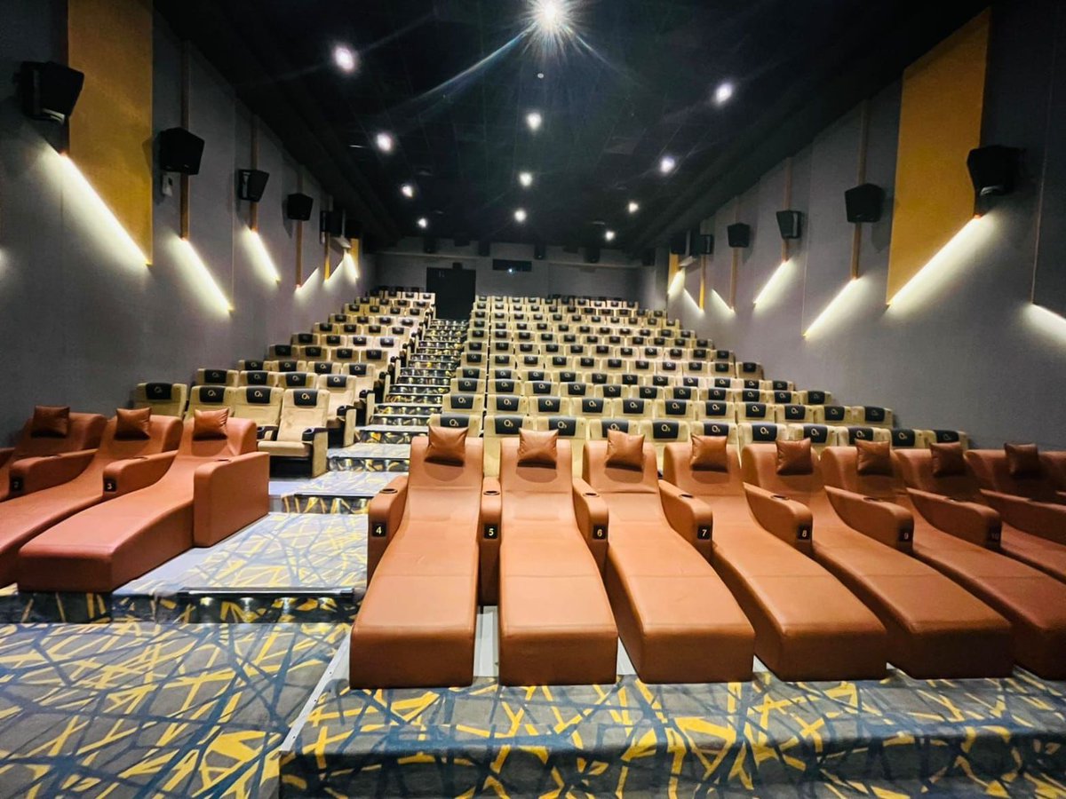 PulzElectronics's tweet photo. Pulz Electronics elevates the movie experience at Q’S Cinemas, Nepal with Auromax immersive audio system. Trusted by cinemas that demand nothing but the best.

#pulzelectronics #QSCinemas #ProAudio #cinematicsound #audiotechnology #immersiveexperience #pulzpower  #audiopro https://t.co/0vTekQJ1FS