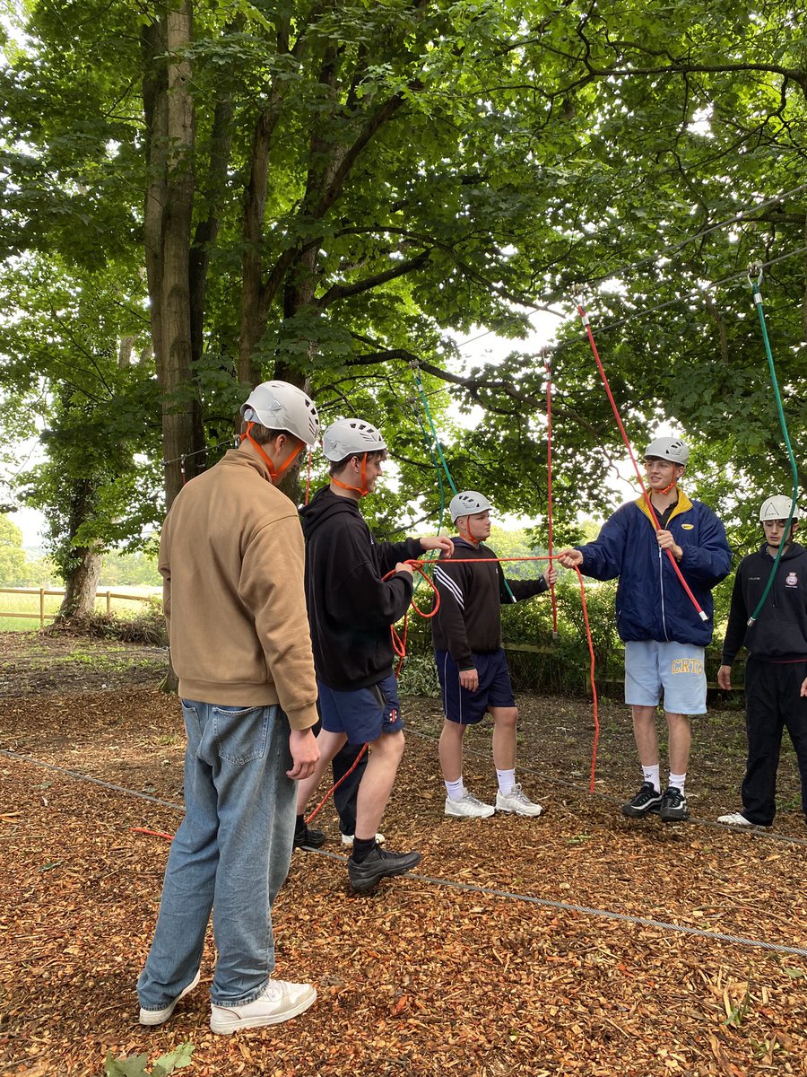 Our #PangCollLowerSixth are taking part in a low ropes teamwork challenge as part of Taking Responsibility Week🙌