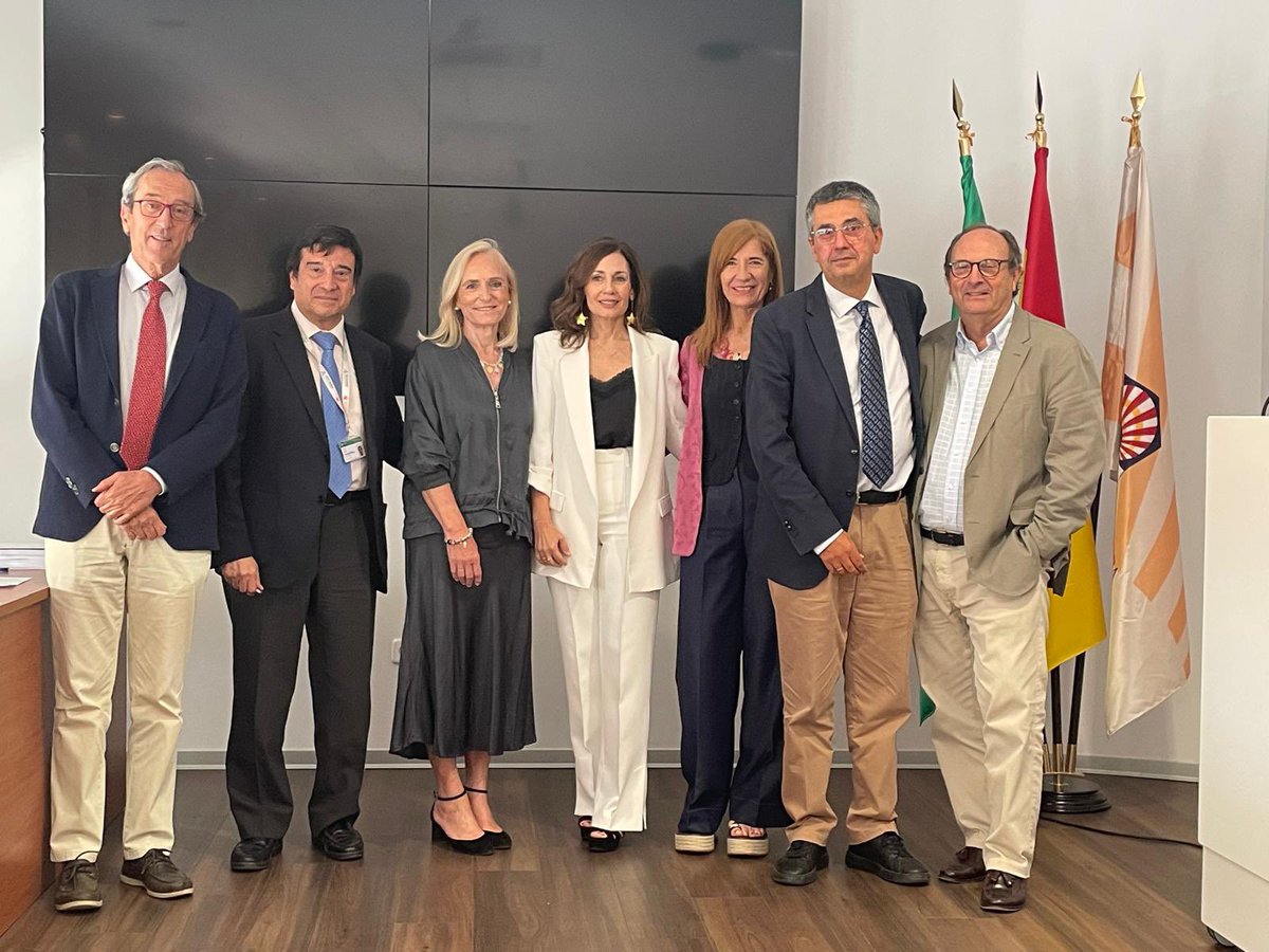 Manuel Pan (@mpaoss) on Twitter photo Tenemos una nueva profesora en la UCO. Un honor para la universidad. Enhorabuena <a href="/OjedaOjeda18/">Soledad Ojeda</a> . <a href="/rafaelglezm/">Rafael González Manzanares</a> <a href="/MesaLola/">Lola mesa rubio</a> <a href="/AntonioGomezM21/">Antonio Gomez Menchero</a> <a href="/belcid7/">Belén Cid Alvarez</a> <a href="/shci_sec/">ACI-SEC: Hemodinamica</a> <a href="/HUReinaSofia/">Hospital Universitario Reina Sofía</a> <a href="/Univcordoba/">Universidad Córdoba</a> <a href="/JuradoRomanAl/">Alfonso Jurado-Román</a> <a href="/secardiologia/">Soc Esp Cardiología</a> <a href="/RevEspCardiol/">REC Publications</a> <a href="/almucastro01/">Almudena Castro Conde</a> <a href="/srdeleiras/">Sergio R. de Leiras</a> <a href="/JuanSanchisFor/">Juan Sanchis</a> Tenemos una nueva profesora en la UCO. Un honor para la universidad. Enhorabuena <a href="/OjedaOjeda18/">Soledad Ojeda</a> . <a href="/rafaelglezm/">Rafael González Manzanares</a> <a href="/MesaLola/">Lola mesa rubio</a> <a href="/AntonioGomezM21/">Antonio Gomez Menchero</a> <a href="/belcid7/">Belén Cid Alvarez</a> <a href="/shci_sec/">ACI-SEC: Hemodinamica</a> <a href="/HUReinaSofia/">Hospital Universitario Reina Sofía</a> <a href="/Univcordoba/">Universidad Córdoba</a> <a href="/JuradoRomanAl/">Alfonso Jurado-Román</a> <a href="/secardiologia/">Soc Esp Cardiología</a> <a href="/RevEspCardiol/">REC Publications</a> <a href="/almucastro01/">Almudena Castro Conde</a> <a href="/srdeleiras/">Sergio R. de Leiras</a> <a href="/JuanSanchisFor/">Juan Sanchis</a>