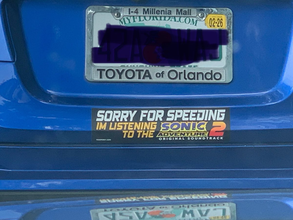 BlueBidyaGame's tweet image. I'm gonna stand idly by this parked car and bombard the person that eventually gets in with solidarity