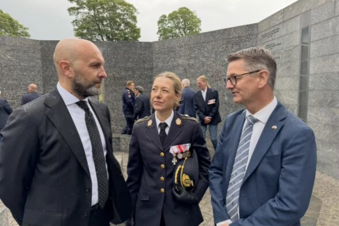 It was an honor to participate in the ceremony of honoring DEMA’s veterans. We also paid tribute to those who made ultimate sacrifice while saving others, in Denmark, Ukraine and around the globe. First responders speak the language of bravery regardless of their nationality.