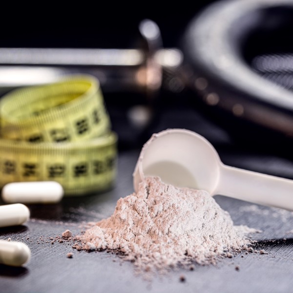 5 suplementos no negociables que tomo para optimizar mi salud🧵:
(Con evidencia científica)
