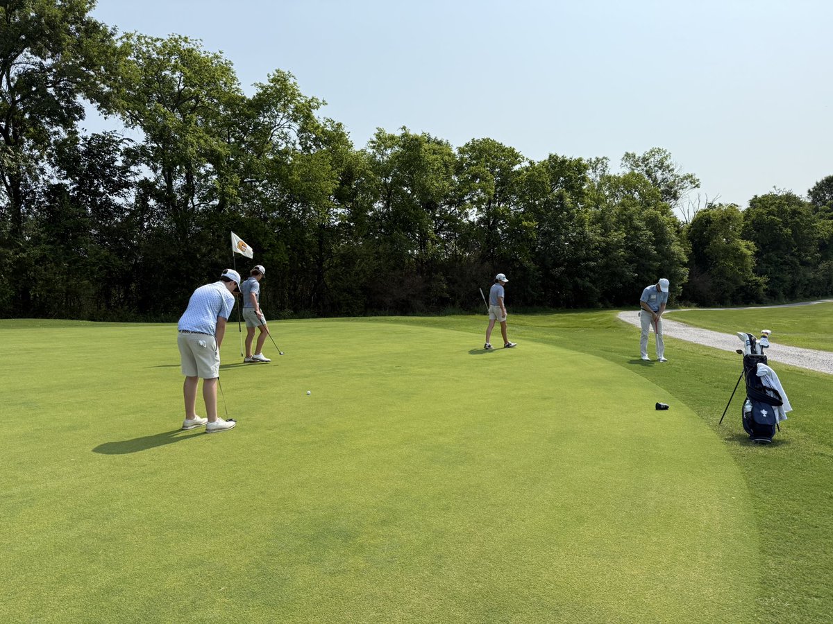 ChattanoogaGolf's tweet image. First day of the TPGA Junior Golf Academy. Worked on different types of strategies of chipping around the green. Finished today by playing the loop!
See y’all tomorrow!