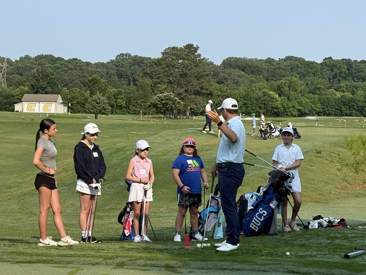 ChattanoogaGolf's tweet image. First day of the TPGA Junior Golf Academy. Worked on different types of strategies of chipping around the green. Finished today by playing the loop!
See y’all tomorrow!