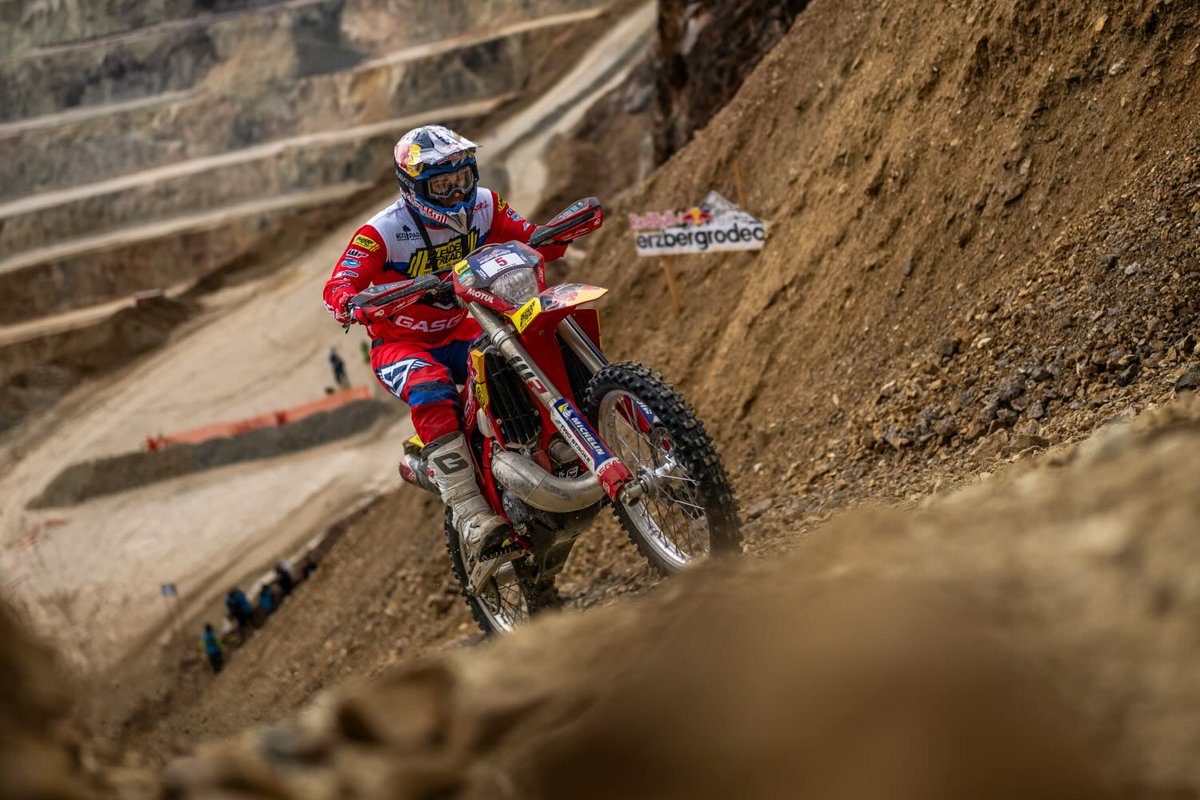 LW Mag (@lw_mag) on Twitter photo WATCH | Season 1 of Red Bull Unrideable - a firsthand view into the world of Hard Enduro: lwmag.co.za/watch-now-red-…
#RedBullUnrideable <a href="/RedBullZA/">Red Bull South Africa 🇿🇦</a> <a href="/redbullmotors/">Red Bull Motorsports</a>
#HardEnduro WATCH | Season 1 of Red Bull Unrideable - a firsthand view into the world of Hard Enduro: lwmag.co.za/watch-now-red-…
#RedBullUnrideable <a href="/RedBullZA/">Red Bull South Africa 🇿🇦</a> <a href="/redbullmotors/">Red Bull Motorsports</a>
#HardEnduro