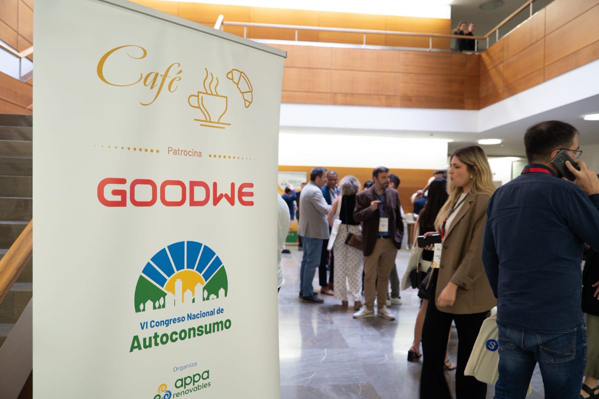 Gracias <a href="/GoodWePower/">GoodWe</a> por crear un espacio de #networking durante las pausas para el café ☕️ 

#CongresoAutoconsumo