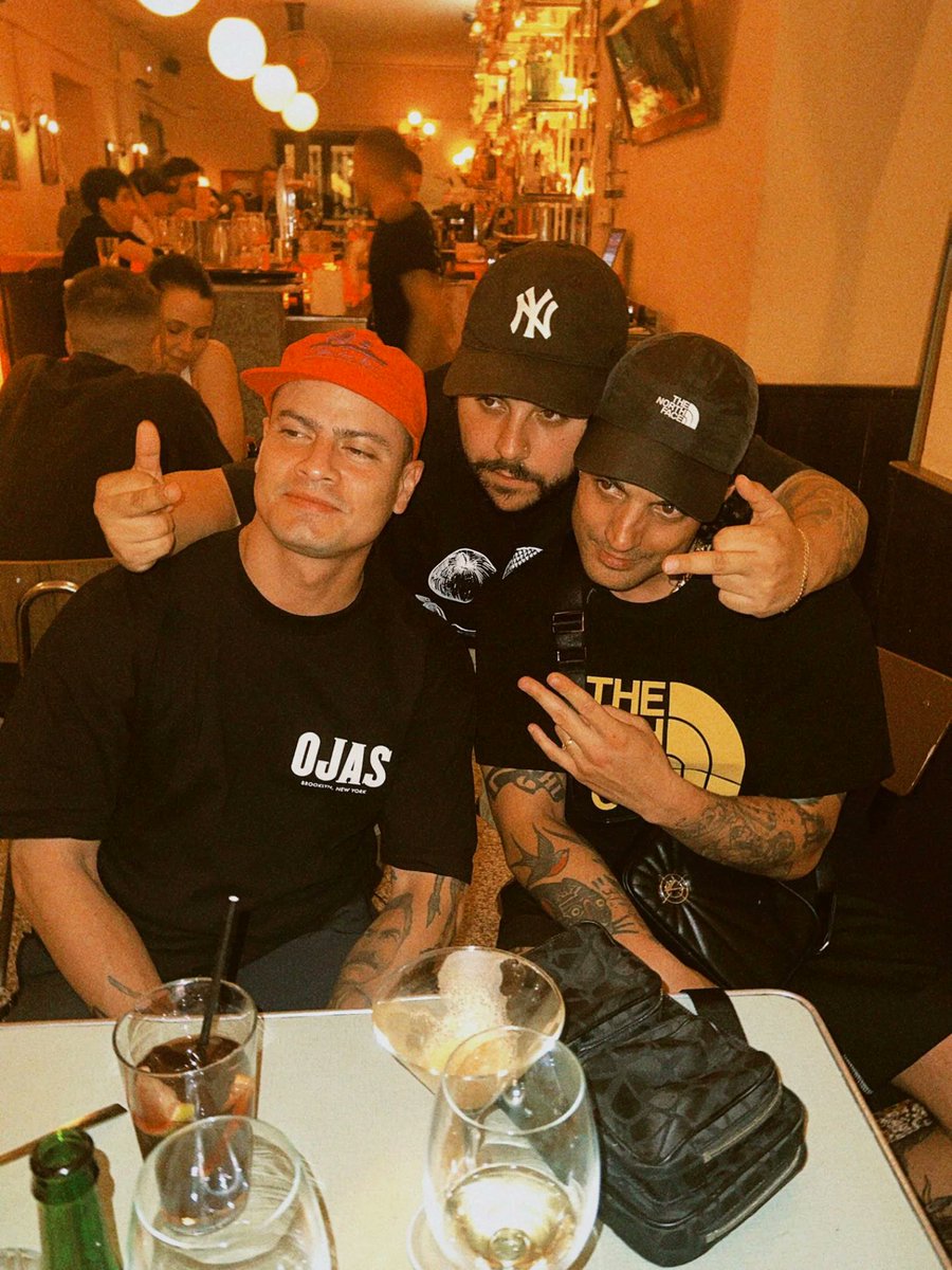 Fleek_Mag's tweet image. 🐐🐐🐐