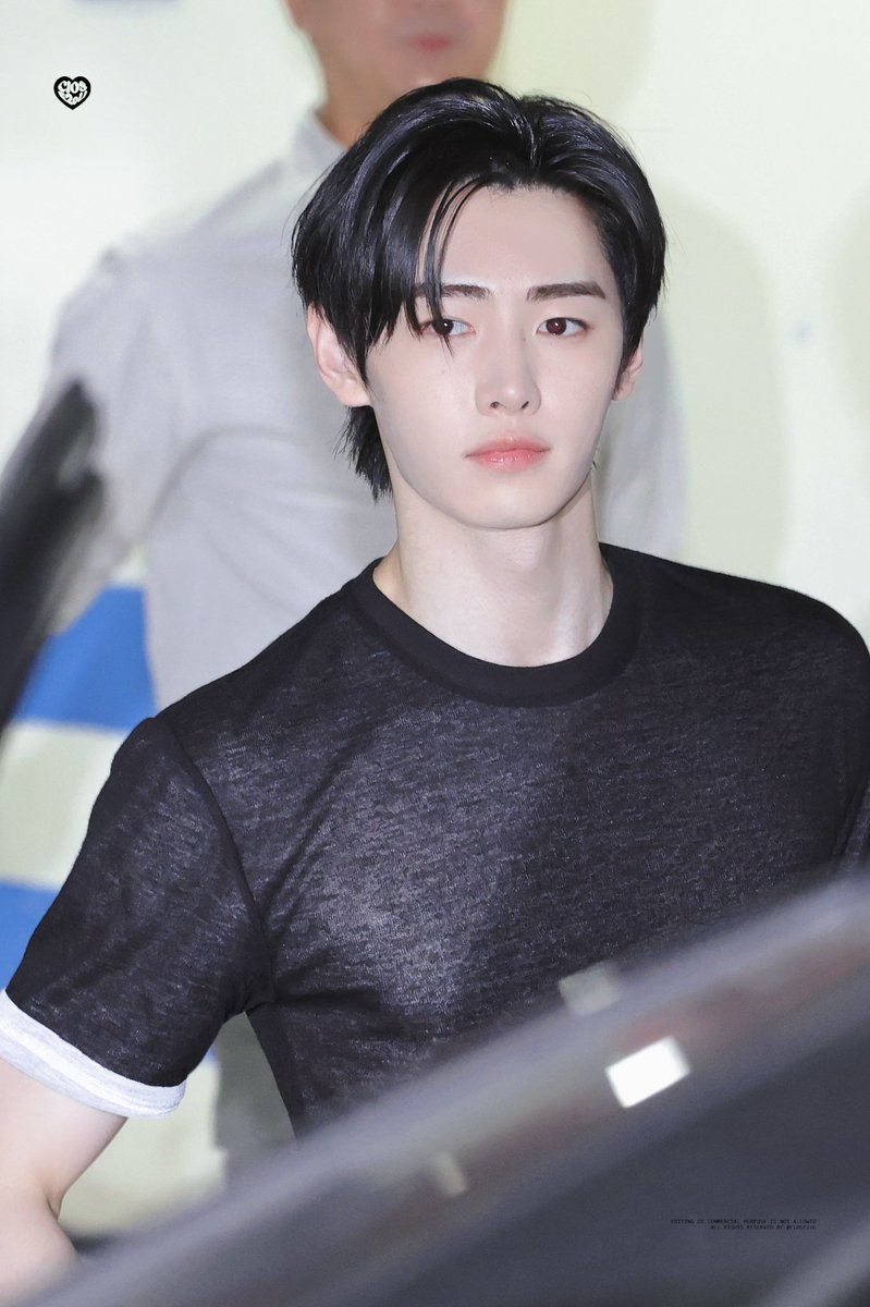 250603 퇴근

#엔하이픈 #ENHYPEN #성훈 #SUNGHOON